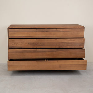 Commode en noyer massif