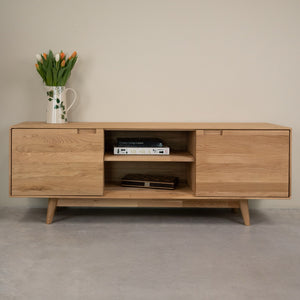 Meuble TV en bois massif de chêne Escandi Atelier - NordicStory