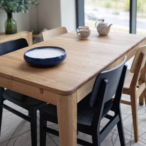 VESKOR Mesa de comedor extensible rectangular de madera de roble DANIA sostenible estilo nordico Mobel.Store