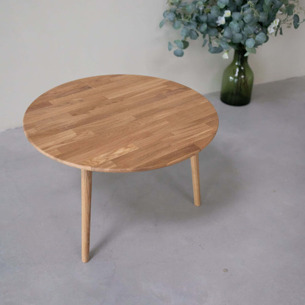 VESKOR Mesas apilables de centro de madera maciza de roble MALMO Mobel.Store