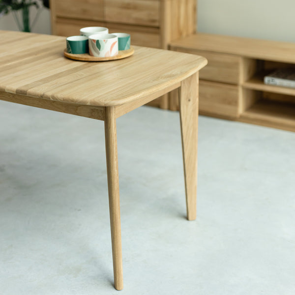 Table à manger extensible en bois massif de chêne Monty - NordicStory