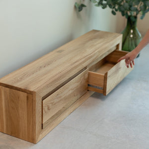 Meuble suspendu en bois massif de chêne SVEN – 100/120 x 25 x 30 cm - NordicStory