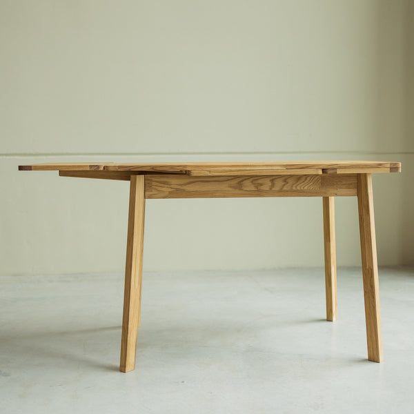 Table à manger extensible en chêne massif Mini 1 – 110-170 x 65 x 75 (77) cm - NordicStory