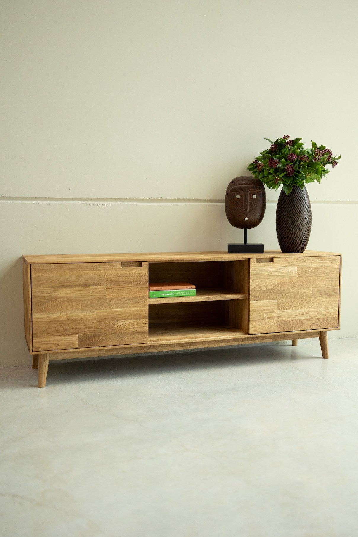 Meuble TV en bois massif de chêne durable style scandinave