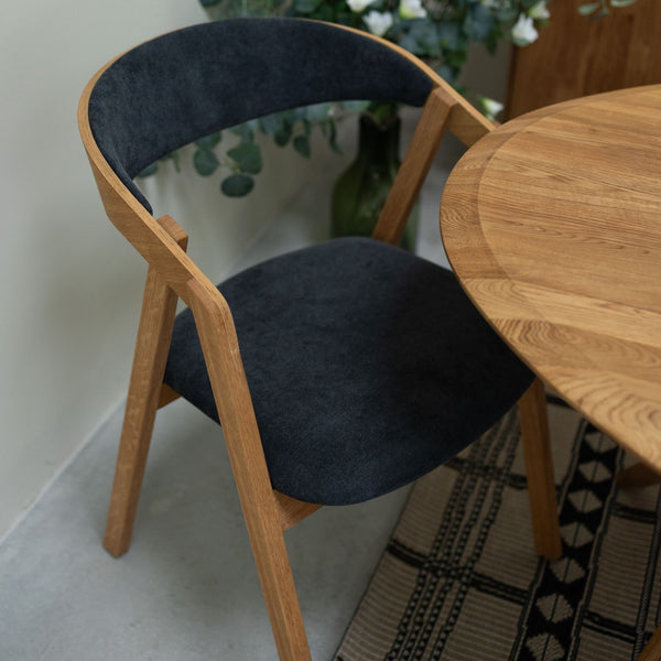 Chaise en bois massif de chêne Knut, revêtement Beige/Gris Anthracite - Lot de 2 ou de 4 chaises - VESKOR