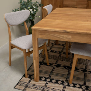 Chaise en bois massif de chêne Maxwell, revêtement Gris - Lot de 2 ou 4 chaises - VESKOR