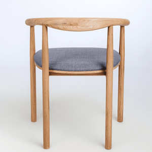 NordicStory Silla de madera maciza de roble tapizada de la colección Lea Mueble nórdico con un diseño moderno Roble.Store