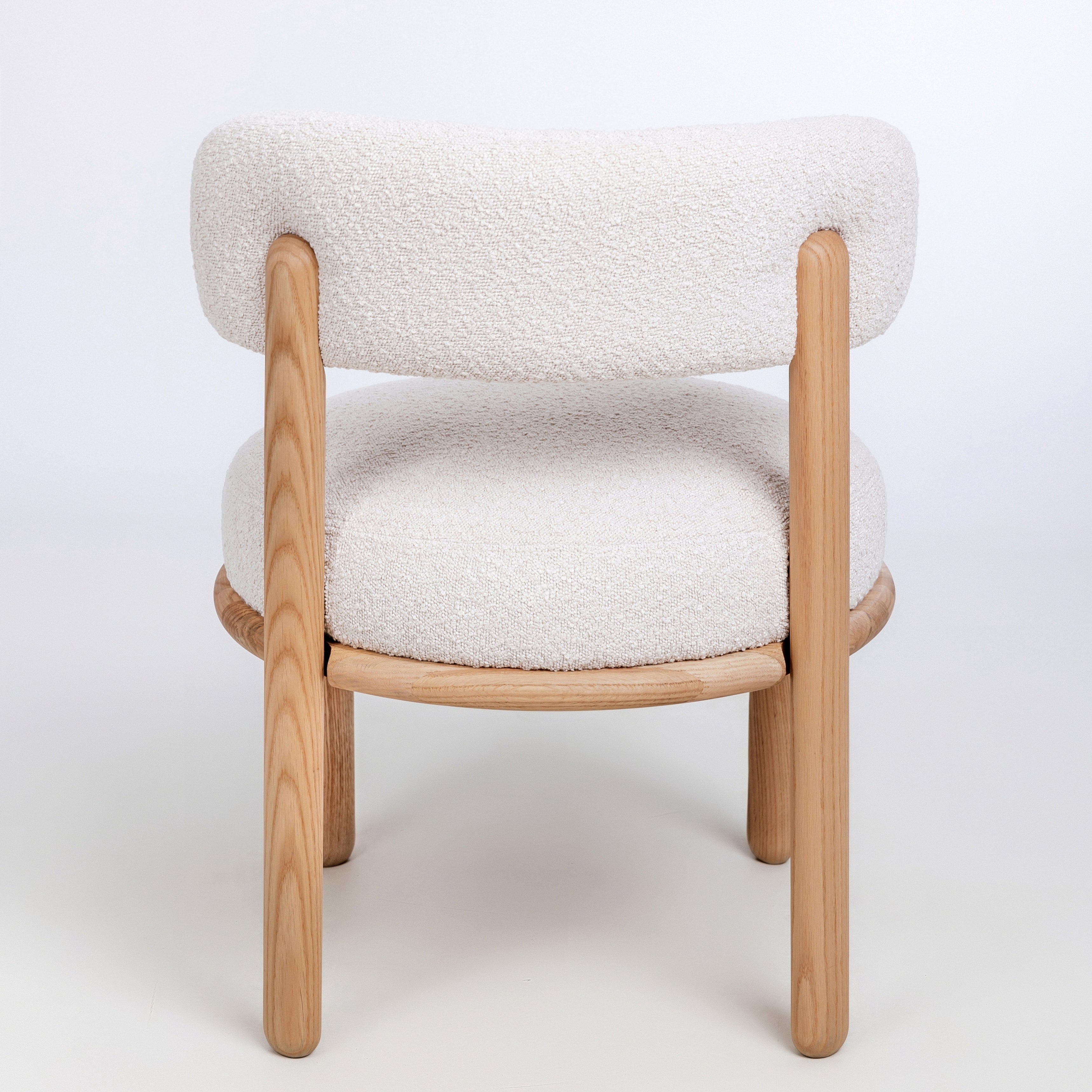 NordicStory Silla de madera maciza de roble tapizada de la colección Lova Mueble nórdico con un diseño moderno Roble.Store