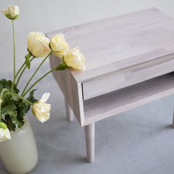 Table de chevet en bois massif de chêne Escandi 2 – 60 x 40 x 51,5 cm - NordicStory