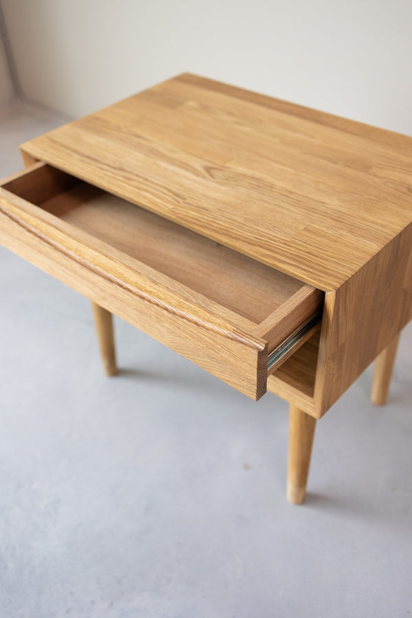 Table de chevet en bois massif de chêne Escandi 2 – 60 x 40 x 51,5 cm - NordicStory