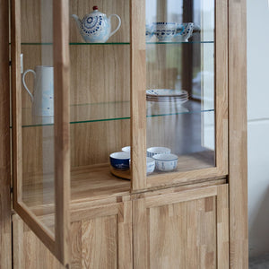 Vitrine en bois massif de chêne Balder - 111,6 x 44 x 190 cm - VESKOR