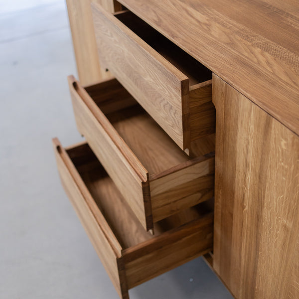 Buffet en bois massif de chêne AMANDI 323 - VESKOR