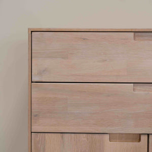 Buffet commode en bois massif de chêne Escandi 2 – 80 x 45 x 111 cm - NordicStory