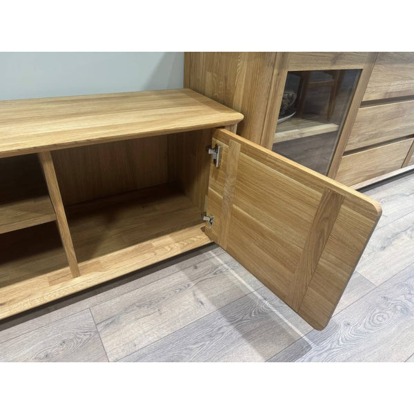 Meuble TV en bois massif de chêne Solvig - 180 x 41 x 50 cm - NordicStory