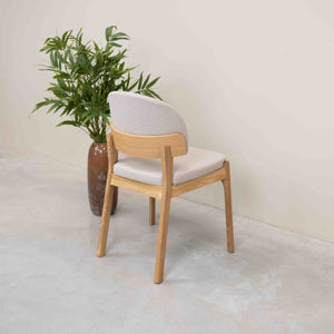 Chaise en bois massif de chêne revêtement beige écru