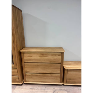 Commode en bois massif de chêne Solvig - 100 x 41 x 90 cm - NordicStory