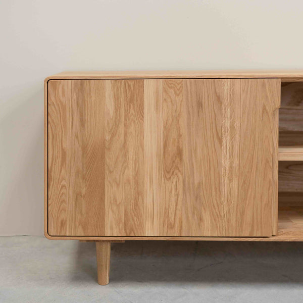 Meuble TV en bois massif de chêne AMANDI - VESKOR