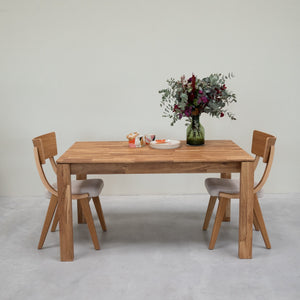 Table à manger en bois massif de chêne Mauritz 4 – 120/140/160/180 x 80/90 x 75 cm - NordicStory