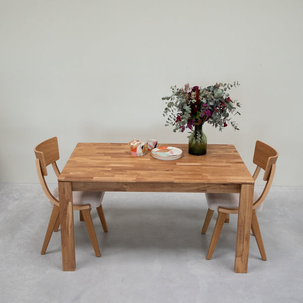 Table à manger en bois massif de chêne Mauritz 4 – 120/140/160/180 x 80/90 x 75 cm - NordicStory