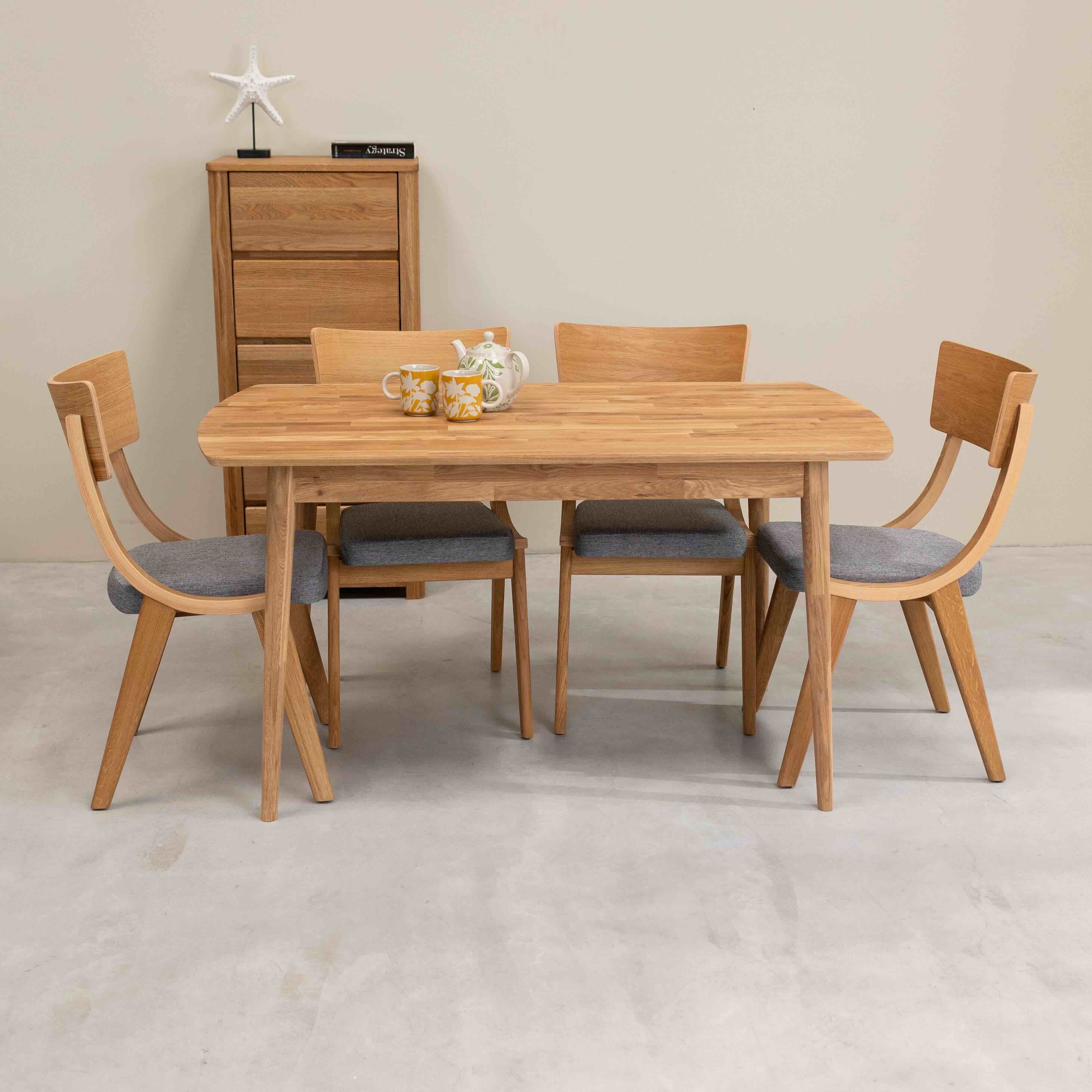 Table à manger fixe rectangulaire en bois massif de chêne Escandi 1