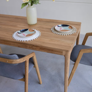 Table à manger extensible en bois massif de chêne Bergamo