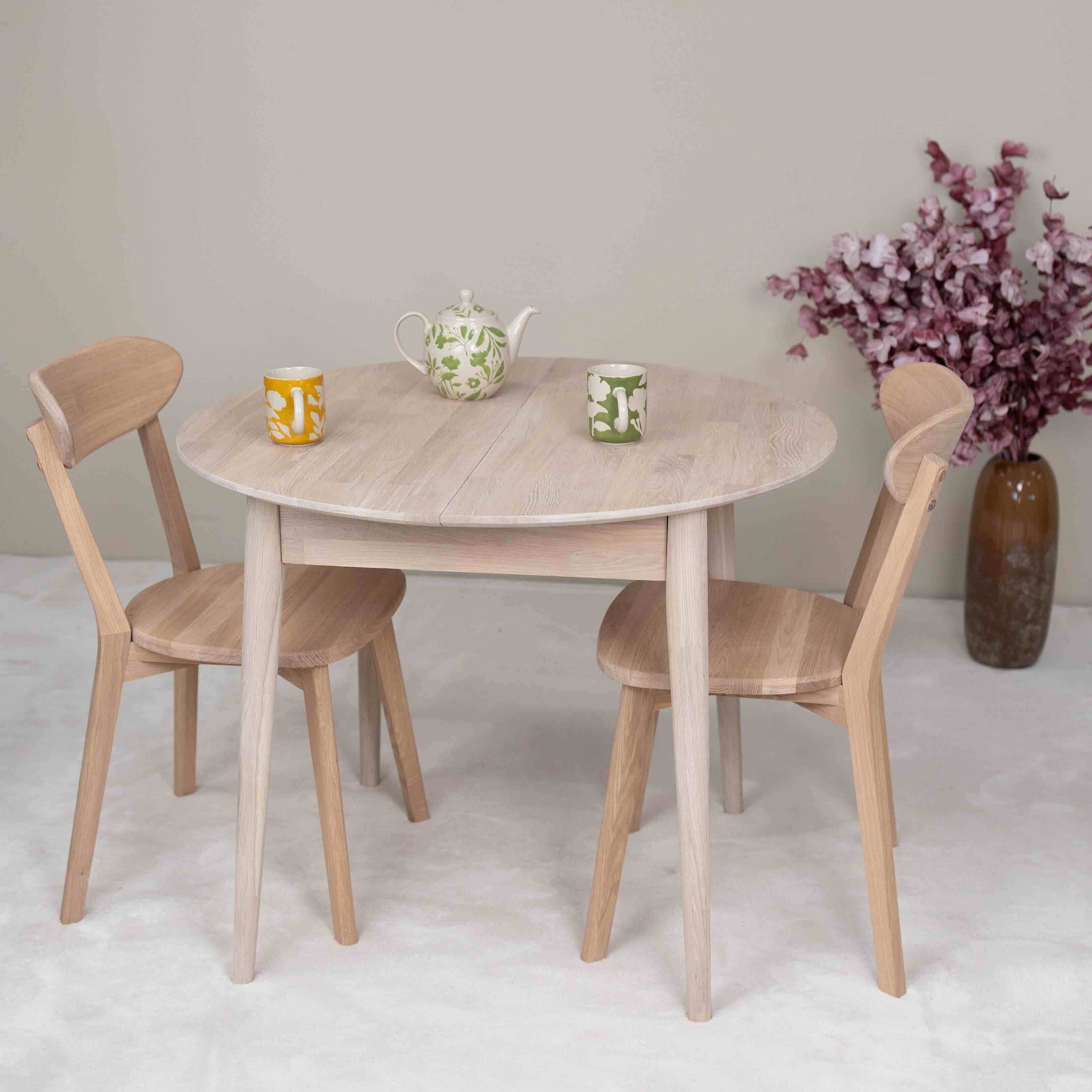 Table à manger extensible ronde en bois massif de chêne