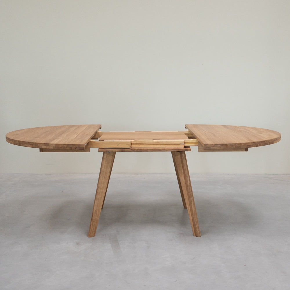 Table à manger ronde extensible en bois massif de chêne Léa – 120-170 x 120 x 76 cm / 140-190 x 140 x 76 cm - VESKOR
