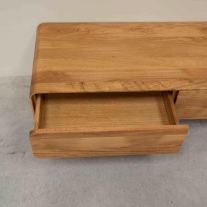 Meuble TV en bois massif de chêne Genève - 120 x 45 x 36,5 cm - NordicStory