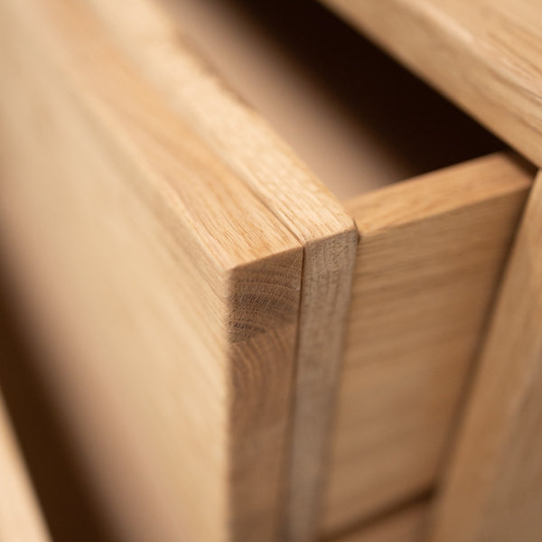 Buffet commode en bois massif de chêne Malmo 1 – 135,6 x 45,5 x 75 cm - VESKOR