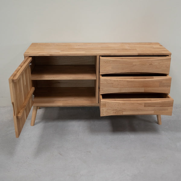 Buffet commode en bois massif de chêne Malmo 1 – 135,6 x 45,5 x 75 cm - VESKOR