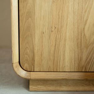 Commode en bois massif de chêne Alina – 120 x 46 x 85 cm - NordicStory