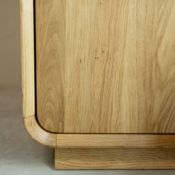 Commode en bois massif de chêne Alina – 120 x 46 x 85 cm - NordicStory