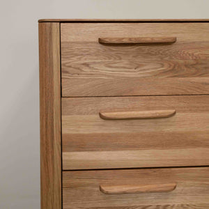 Commode en bois massif de chêne style scandinave Roble.Store