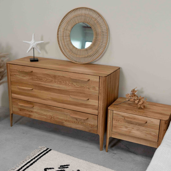 Commode en bois massif de chêne style scandinave Roble.Store