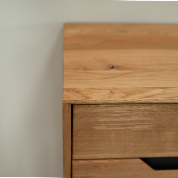 Buffet en bois massif de chêne Bremen - 180 x 42 x 90 cm - NordicStory