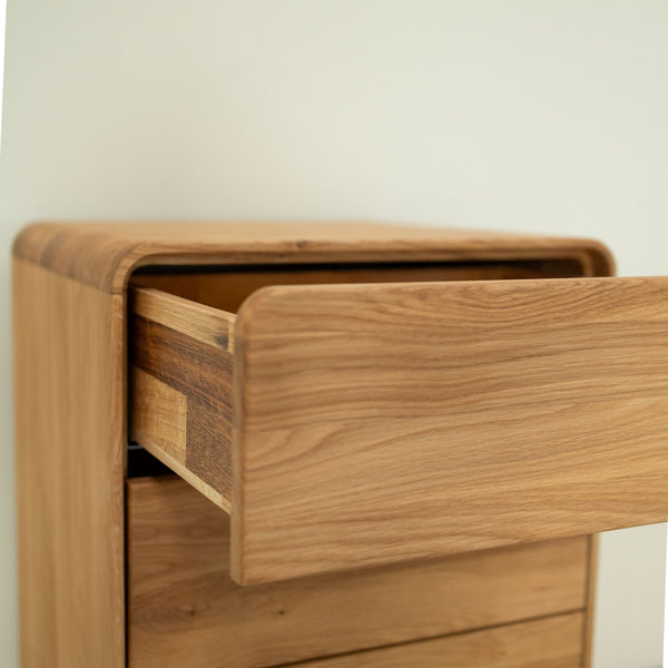 Chiffonnier en bois massif de chêne Genève 1 - 50 x 42 x 126 cm - NordicStory