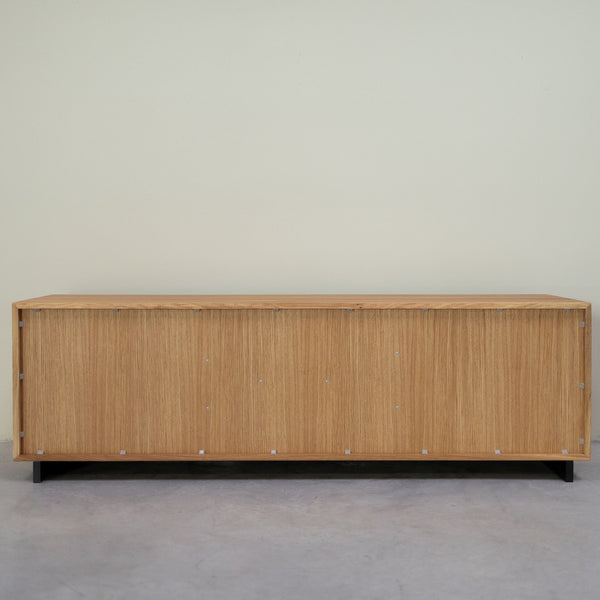 Meuble TV en bois massif de chêne Bremen - 160 x 42 x 50 cm - NordicStory