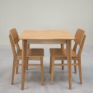 Table à manger carré en bois massif de chêne Gustaf - 75 x 75 x 75 cm - VESKOR