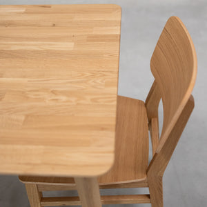 Table à manger carré en bois massif de chêne Gustaf - 75 x 75 x 75 cm - VESKOR