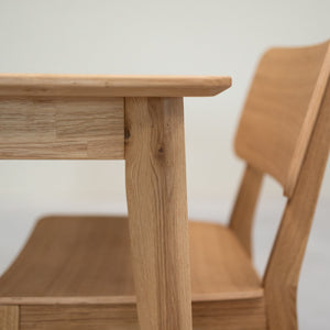 Table à manger carré en bois massif de chêne Gustaf - 75 x 75 x 75 cm - VESKOR