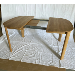 Table à manger ronde extensible en bois massif de chêne Victoria - VESKOR