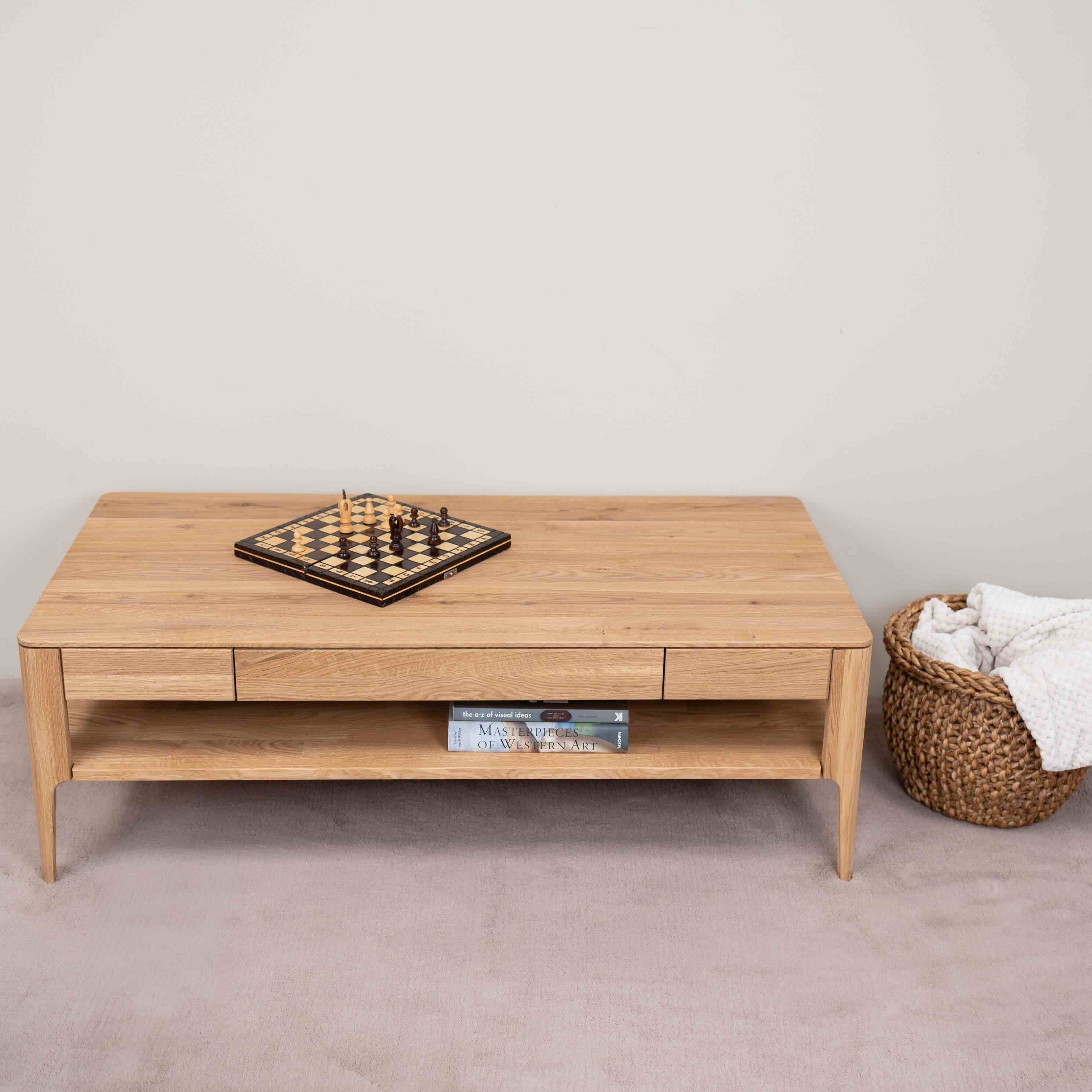 Table basse avec tiroir en bois massif de chêne 