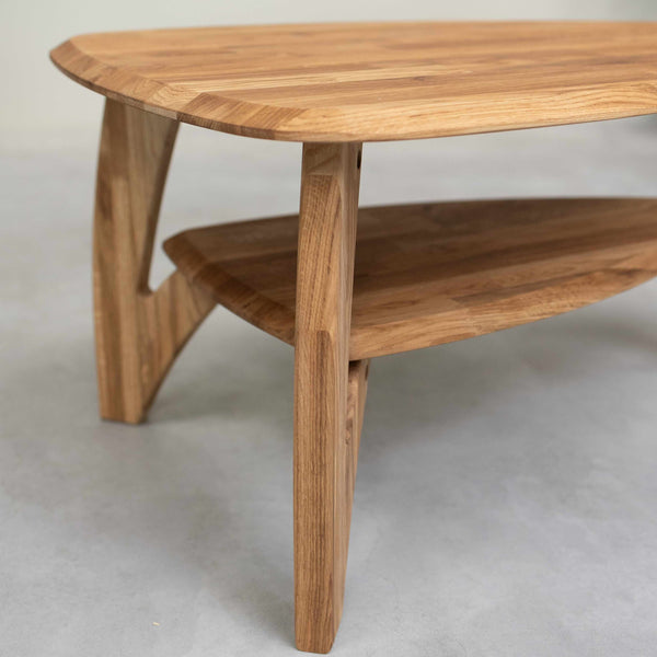 Table basse en bois massif de chêne Vankel