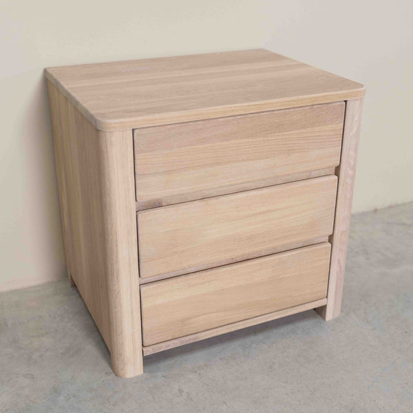 Table de chevet caisson en bois massif de chêne style nordique Roble.store