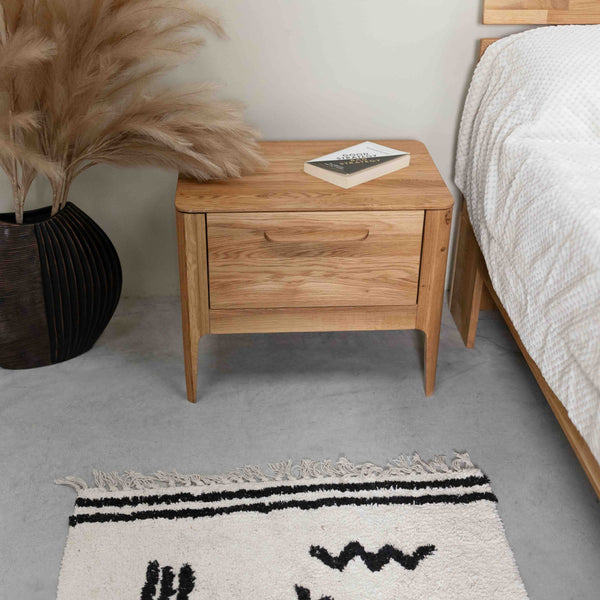 Table de chevet en bois massif de chêne style nordique Roble.store
