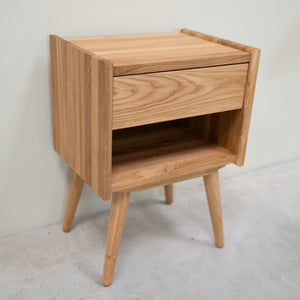 Table de chevet en bois massif de chêne Malmo - 40 x 30 x 55 cm - VESKOR