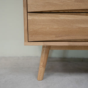 Vitrine en bois massif de chêne Malmo - 120 x 40 x 140 cm - VESKOR