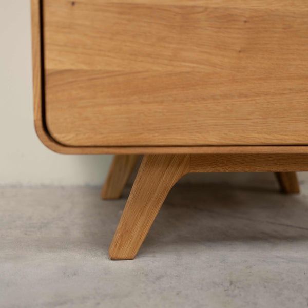 Vitrine en bois massif de chêne Genève 1