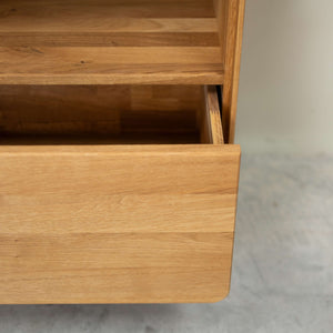 Vitrine en bois massif de chêne Genève 1