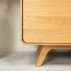 Vitrine en bois massif de chêne Genève 1